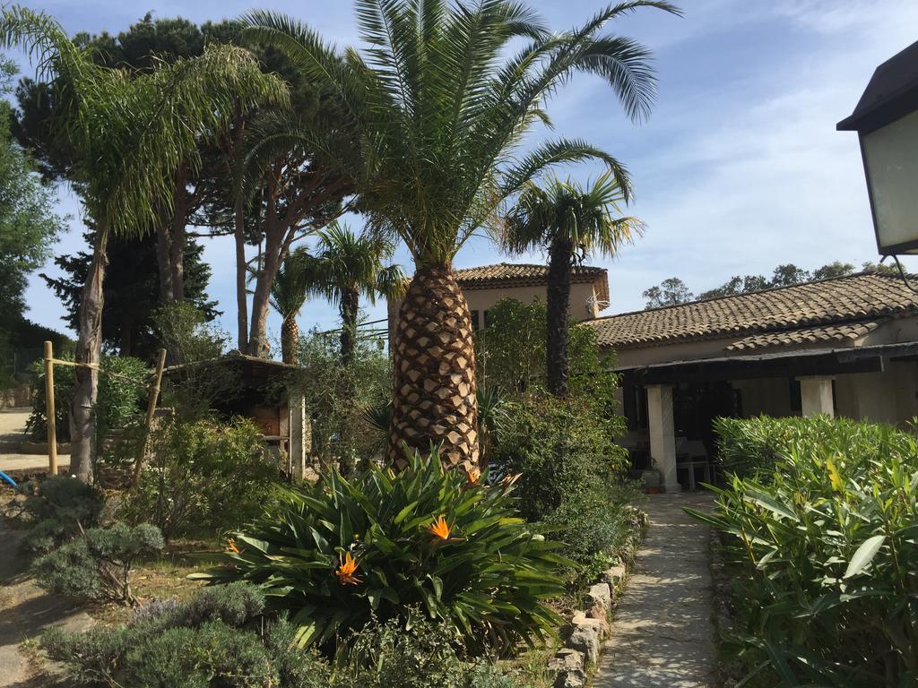 Le Rayol-Canadel-sur-Mer Les Lauriers Roses 아파트 호텔 외부 사진